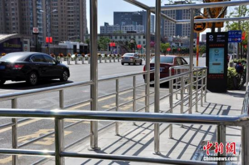 YψDڱֵ؅^(q)εOվ<a target='_blank'  _fcksavedurl='http://www.chinanews.com/'></table><p  align=